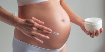 Post-grossesse : comment enlever les vergetures ?